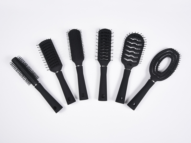 Haarbürste mit gummierter Kissenbelüftung