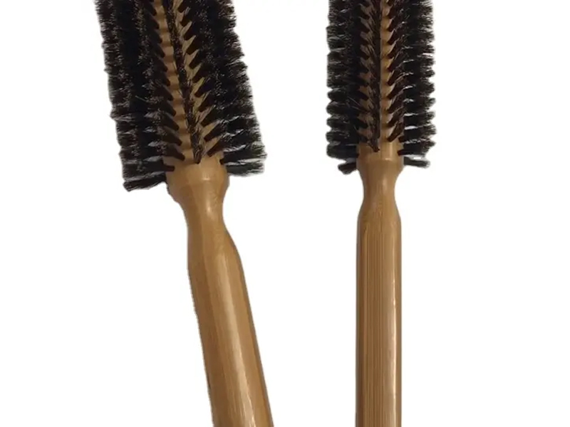 Runde Haarbürste aus Holz