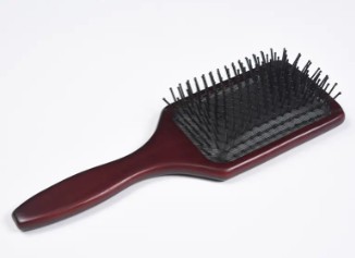 Welche Funktionen hat die Haarbürste aus Holz und Bambus?